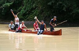 Nombre del archivo=32-Bote_2_659.jpg
Tamaño del archivo=163Kb
Dimensiones=1000x647
Fecha añadida=15 de Julio de 14 32-Bote_2_659.jpg